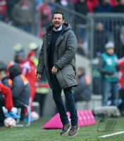 Fussball 1. Bundesliga Saison 14/15: Trainer Josef Zinnbauer (Hamburger SV)