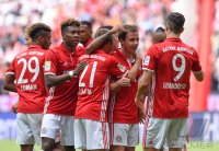 Fussball 1. Bundesliga Saison 15/16: FC Bayern Muenchen - Hannover 96