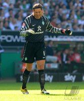 Fussball: 1. Bundesliga Saison 2010/2011: SV Werder Bremen - VfB Stuttgart