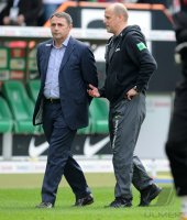 Fussball: 1. Bundesliga Saison 2010/2011: SV Werder Bremen - VfB Stuttgart