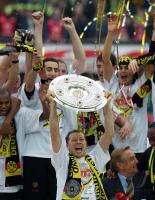 JUBEL  beim Meister  BVB/Reuter mit Schale