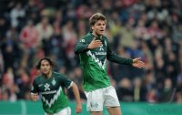 Fussball DFB Pokal 10/11 :  Enttaeuschung Sebastian Proedl (SV Werder Bremen)