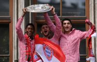 Fussball 1. Bundesliga :  JUBEL David Alaba, Diego Contento, Mehmet Ekici (FC Bayern Muenchen)
