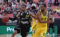 Basketball 1. Bundesliga 17/18 Hauptrunde: Walter Tigers Tuebingen - Alba Berlin