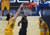 Basketball 1. Bundesliga 16/17 Hauptrunde: Walter Tigers Tuebingen -  Telekom Baskets Bonn