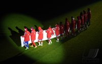 Fussball 1. Bundesliga Saison 14/15: Team des FC Bayern Muenchen bedankt sich mit einem Banner