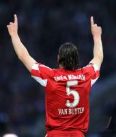Fussball: DFB Pokal Finale: Daniel van Buyten (FCB)