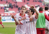 Fussball 2. Bundesliga Saison 17/18:  1. FC Kaiserslautern - Fortuna Duesseldorf