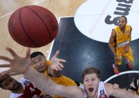 Basketball 1. Bundesliga 13/14:  Walter Tigers Tuebingen - FC Bayern Muenchen