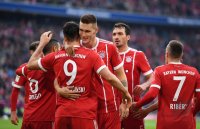 Fussball 1. Bundesliga Saison 17/18: FC Bayern Muenchen - 1. FSV Mainz 05