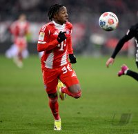 Fussball 1. Bundesliga  Saison  2025/2026  16. Spieltag FC Bayern Muenchen -  VfL Wolfsburg