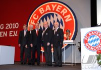Fussball 1. Bundesliga : Jahreshauptversammlung FC Bayern Muenchen