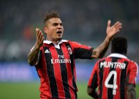 FUSSBALL INTERNATIONAL CHL ACHTELFINALE 12/13: JUBEL Kevin Prince Boateng (AC Mailand)
