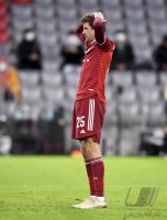 Fussball 1. Bundesliga Saison 21/22: FC Bayern Muenchen - Arminia Bielefeld