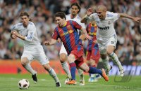 FUSSBALL International Primera Division 10/11:  Real Madrid - FC Barcelona