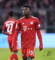 Fussball 1. Bundesliga Saison 18/19: FC Bayern Muenchen - VfB Stuttgart