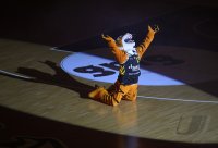 Basketball 2. Bundesliga  19/20: Tigers Tuebingen - Eisbaeren Bremerhaven