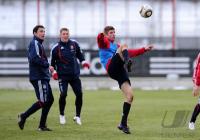 Fussball 1. Bundesliga : Mark van Bommel mit Thomas Mueller (v. li., FCB)