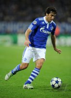 Fussball: Champions League Viertelfinale: Schalke, JURADO am Ball