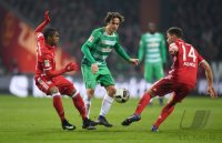 Fussball Bundesliga Saison 16/17: SV Werder Bremen - FC Bayern Muenchen