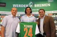 FUSSBALL, 1. BUNDESLIGA: Werder Bremen praesentiert Claudio Pizarro