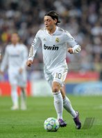 FUSSBALL  CHL  Saison 2011/2012:  Mesut Oezil (Real Madrid)