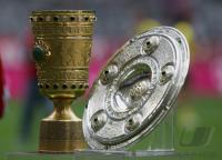 Fussball 1.Bundesliga JUBEL  FC Bayern Muenchen