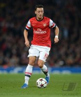 FUSSBALL  CHL  Saison 2013/2014: Arsenal London - SSC Neapel