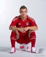 FUSSBALL Fotoshooting Xherdan Shaqiri (FC Bayern Muenchen)