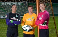 Fussball 1. Bundesliga, Saison 2012/2013, Werder Bremen: Raphael Wolf, Sebastian Mielitz und Richard Strebinger im exklusiven Pressefoto ULMER Fotoshooting