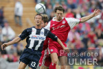 Fussball 1. Bundesliga: Bayern - Berlin, Zweikampf