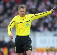 Fussball 1. Bundesliga : Schiri Dr. Jochen Drees