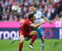 Fussball 1. Bundesliga Saison 15/16: FC Bayern Muenchen -  FC Schalke 04