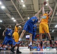 Basketball 1. Bundesliga 2012/2013:  Walter Tigers Tuebingen - Fraport Skyliners Frankfurt