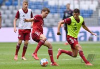 Fussball 1. Bundesliga Saison 21/22: Teampraesentation FC Bayern Muenchen