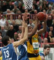Basketball 1. Bundesliga  07/08  Walter Tigers Tuebingen  -  Deutsche Bank SKYLINERS