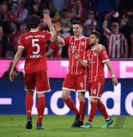 Fussball  1.Bundesliga   Saison 17/18: FC Bayern Muenchen - Borussia Moenchengladbach
