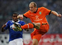 Fussball: 1. Bundesliga Saison 2010/2011: Schalke - Bremen