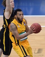 Basketball 1. Bundesliga  13/14  Walter Tigers Tuebingen  - MPH Riesen Ludwigsburg