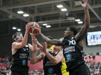 Barmer 2. Basketball Bundesliga  18/19: Tigers Tuebingen - White Wings Hanau