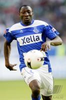 Fussball 1. Bundesliga: Duisburg, ISHIAKU Einzelaktion