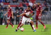 Fussball 1. Bundesliga Saison 21/22: FC Bayern Muenchen -  1. FC Koeln