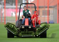 Fussball 1. Bundesliga 2012/2013:  Fototermin beim  FC Bayern Muenchen