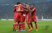 FUSSBALL INTERNATIONAL CHL VIERTELFINALE 12/13: Juventus Turin - FC Bayern Muenchen