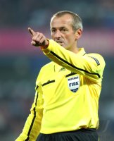 Fussball Nationalmannschaft : Schiedsrichter Martin Atkinson (ENG)