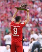 Fussball 1. Bundesliga Saison 18/19: Torschuetzenkoenig Robert Lewandowski (FC Bayern Muenchen)