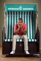 Fussball 1. Bundesliga, Saison 2012/2013, Werder Bremen: Theodor Gebre Selassie im exklusiven Pressefoto ULMER Fotoshooting