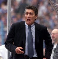 Fussball  1. Bundesliga  2000/2001: ENTTAEUSCHUNG, FC Schalke Manager Rudi Assauer