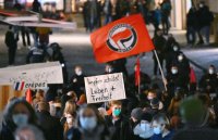 Grosses Polizeiaufgebot bei einer Demo in der Tuebinger Altstadt
