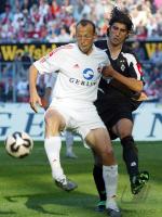 Fussball 1. Bundesliga: Koeln - Gladbach, Zweikampf